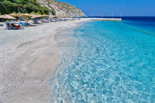 Spacious Mint Luxury Villa Access To Private Beach