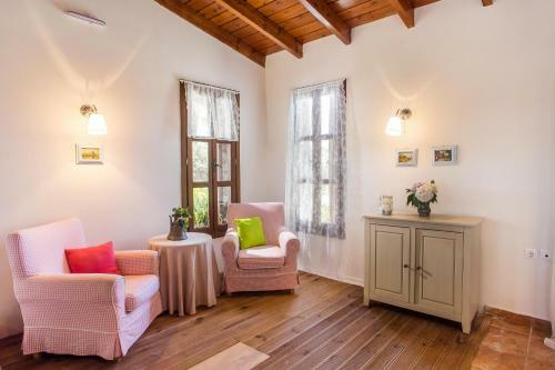 Sunny Countryside Villa - 5 Min To ?