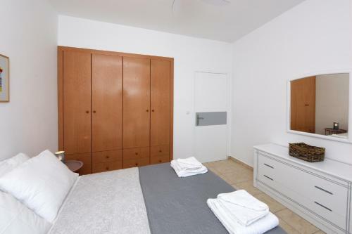Apartment In Olive Grove