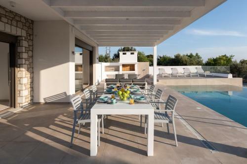 Villa Iris In Pefkos, Pine Villas