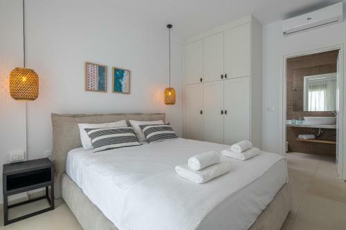 Villa Iris In Pefkos, Pine Villas