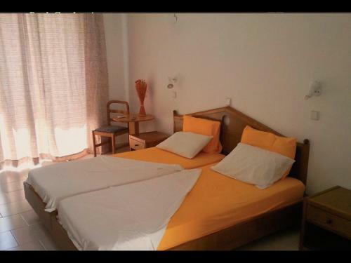 Hostal Room In Studio - Rock Garden Apartment By The Beach