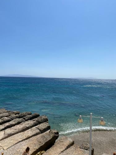 Cavos Studio By The Sea (west)