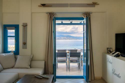 Splash With Amazing Sea Views In Piso Livadi