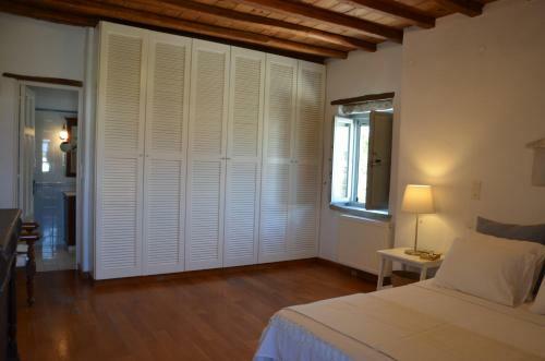 Paros Traditional Country House