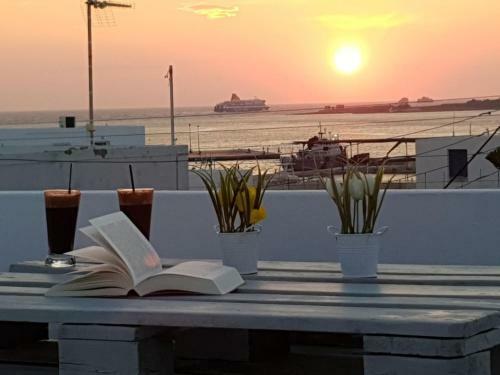 Great Sea-view 2bd Apartment @ Paros