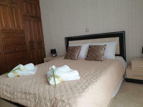 Great Sea-view 2bd Apartment @ Paros