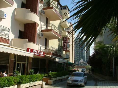 Hotel Dollari