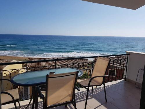 Corfu Glyfada Standart Apartment