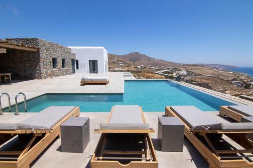 Villa Aqua Marine By Rocks Estates