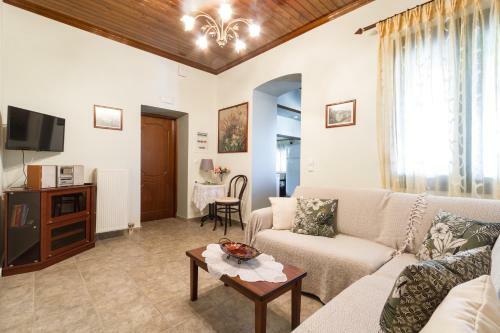 Konstas Stone Island House In Meganisi