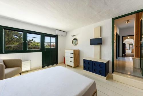 Traditional Villa 5-min Walk To The Beach