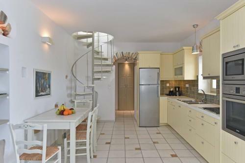 Tonia Apartments Paros