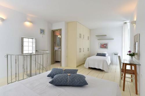 Tonia Apartments Paros