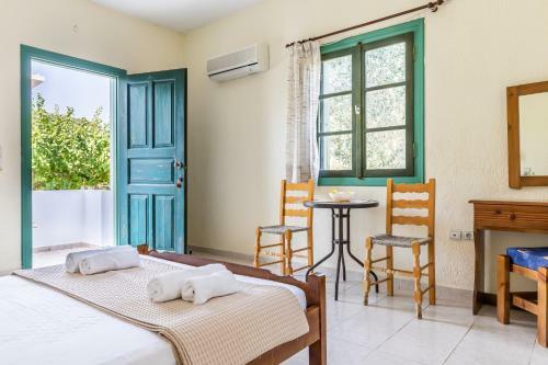 Skopelos Evergreen Apartments