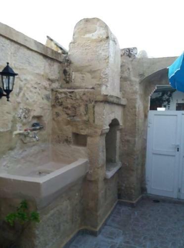 Anna's Traditional House