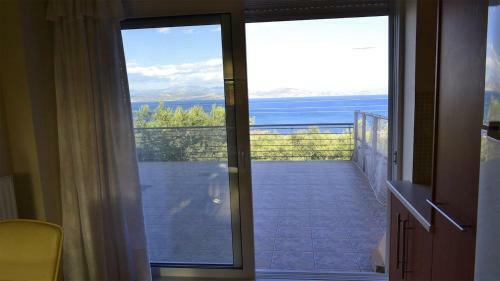 Unlimited Sea & Sky Peloponisos