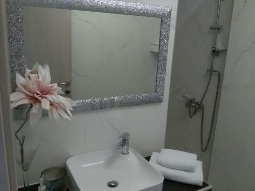 Hostal Divine Luxury Apartments