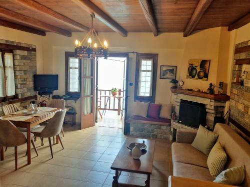 Uranous Blue Luxury Villa Agios Ioannis Papa Nero