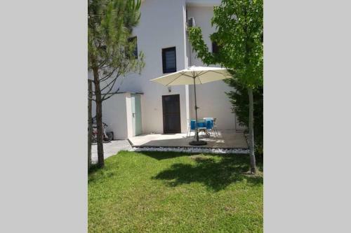 Lightfull & Relaxing Maison, 200 Steps From Paradise Karidi Beach