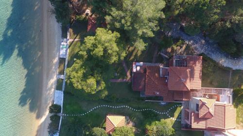 Villa Endless Sea - Beachfront, Sea Views, Private Beach