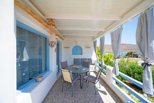 Molos Sea View House - Paros Greece