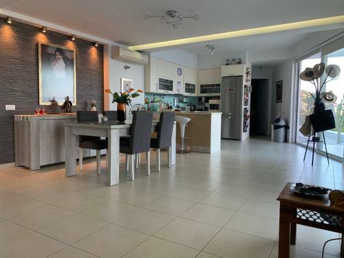 Apartamento Luxury Maisonette Kalipso