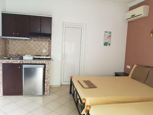 Konstantinos-elli Rooms