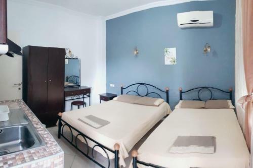 Konstantinos-elli Rooms