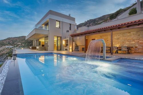Amfitriti Luxury Villa