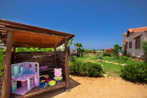 Villa Stavros Beachfront Homeleader