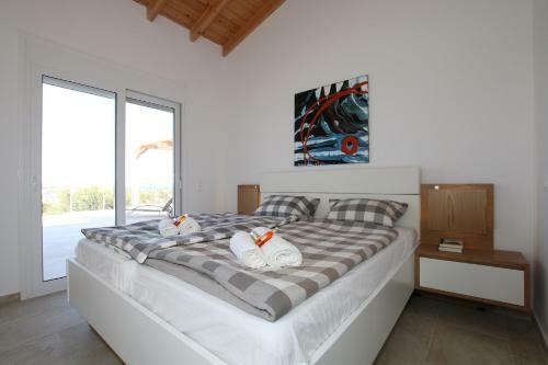 Sunset Sea View Villa 6