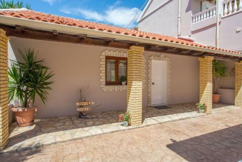 Apartamento Nicoles Houses Arillas Corfu