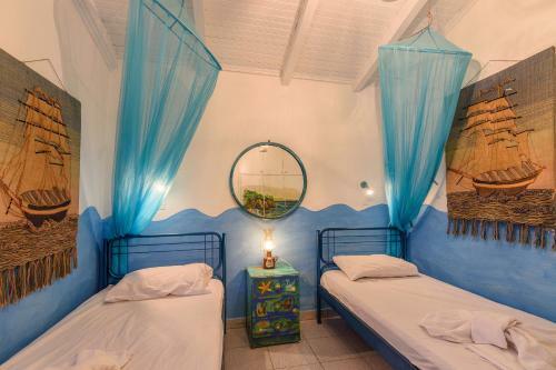 The Blue House Seaside Retreat - Fully Equipped
