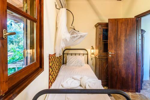 The Fairytale House Seaside Retreat