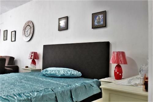 Sissy Apartments By The Sea