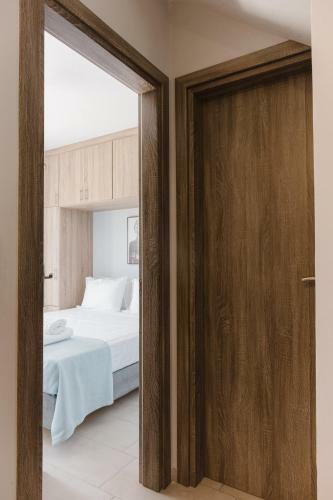 Ariti Luxury Apartment, Nikiana