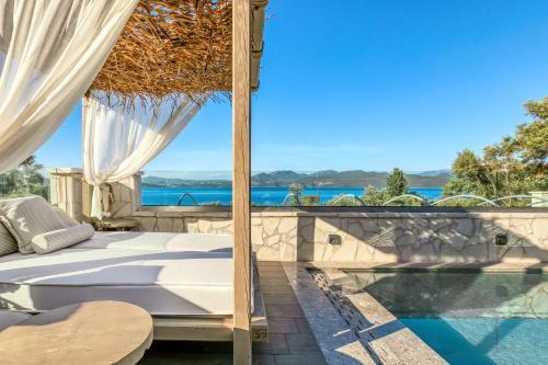 White Rock Villas Nikiana