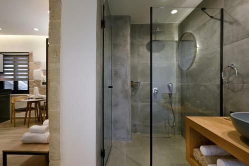 Casa D'irene Deluxe Hotel
