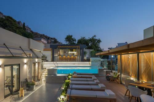 Casa D'irene Deluxe Hotel