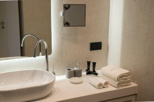 Marion La Lumiere, An Intimate Villa Resort!
