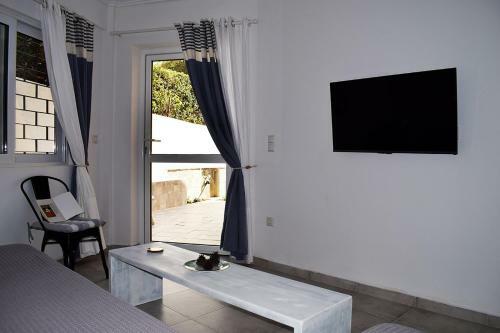 Elenas Studio Agia Marina Koropi