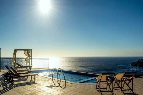 Villa Traditional Elegance With Privacy & Amazing Views