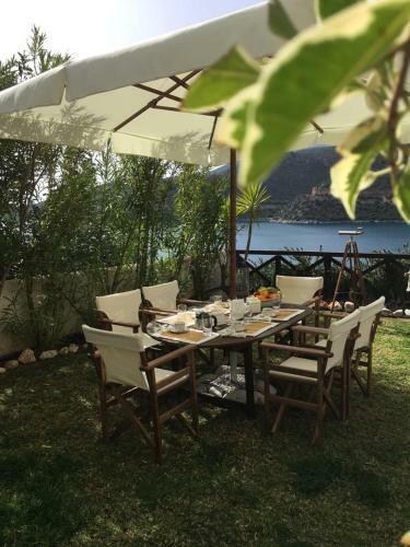 Floating Villa Near Astros Peloponnese