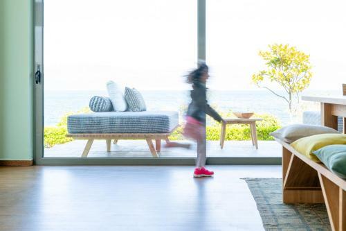 Lefkon Villa By The Sea!