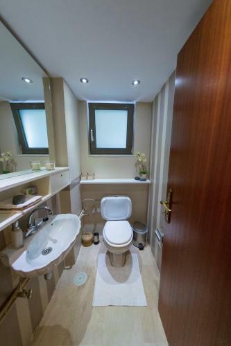 New!! Enjoy The Sea View At Fully Equipped 2br House