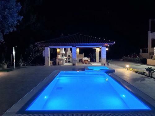 Apartamento Fiore Di Rodi - Private Pool, Jacuzzi And Barbecue