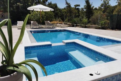 Apartamento Fiore Di Rodi - Private Pool, Jacuzzi And Barbecue