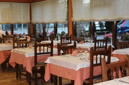 Hostal Montserrat