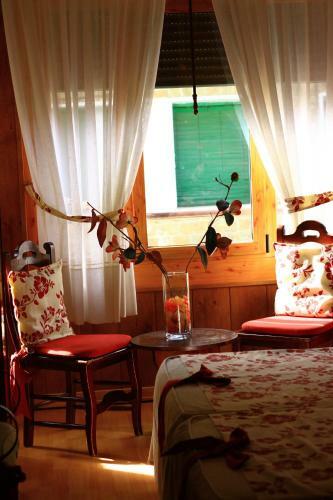 Hostal Escart�n